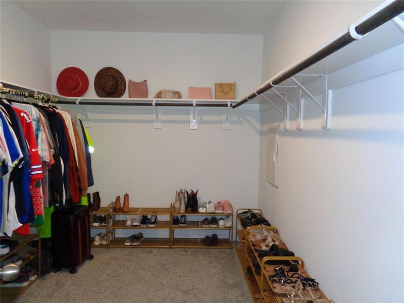 Primary suite Large closet