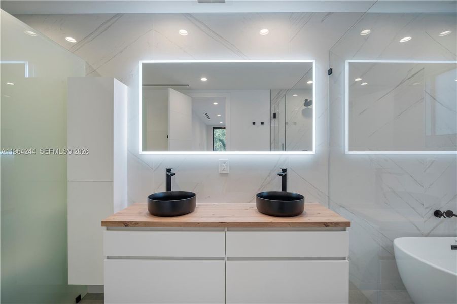 Image 56 of a home in . Image 56 of a home in .