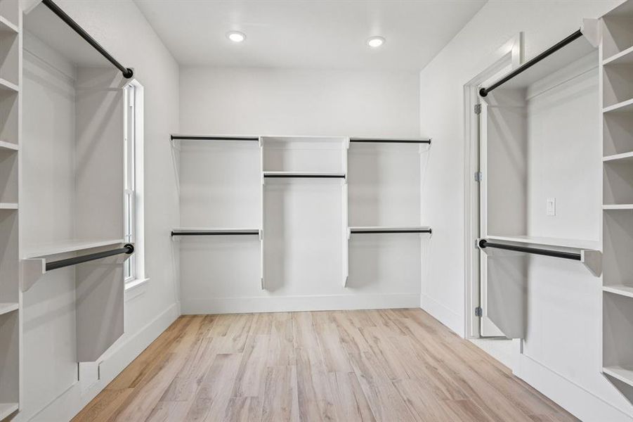 Image 37 of a home in .