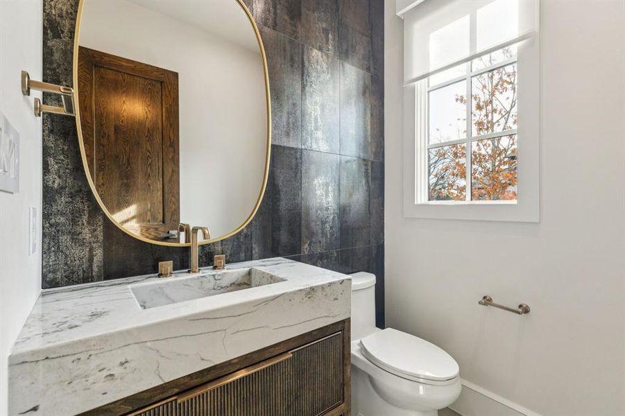 2 Tankless Water Heaters with recirculating hot water 2 Tankless Water Heaters with recirculating hot water