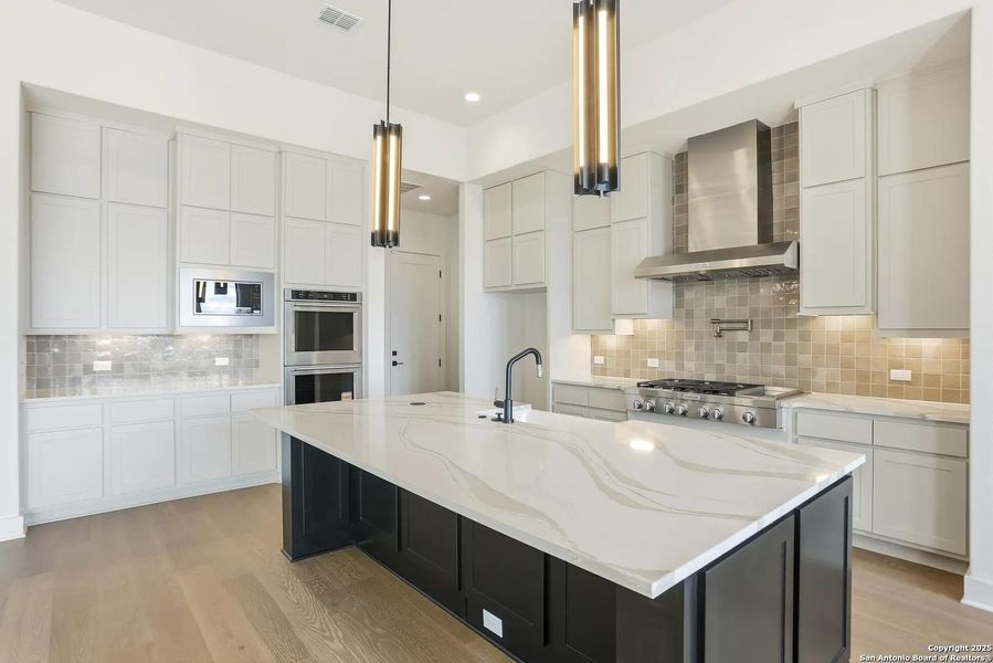 Furnished interior view inside a new home in George's Ranch, Boerne (Image 14). Furnished interior view inside a new home in George's Ranch, Boerne (Image 14).