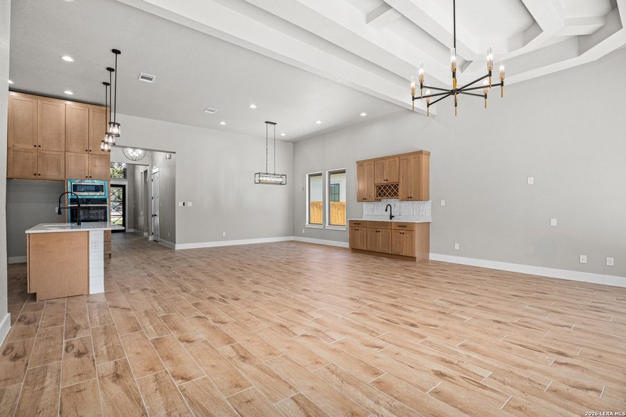 Spacious, unfurnished interior of a new home in , Spring Branch (Image 28). Spacious, unfurnished interior of a new home in , Spring Branch (Image 28).
