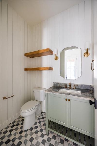 Furnished interior view inside a new home in , Northlake (Image 13).