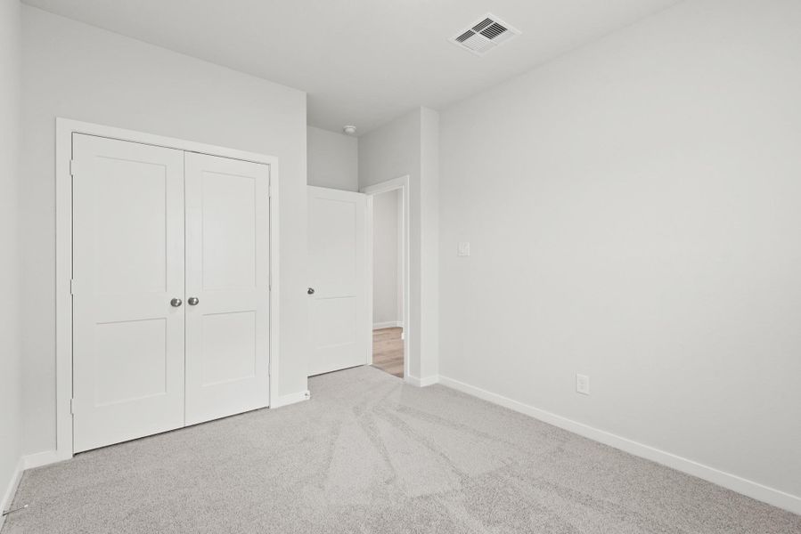 Spacious, unfurnished interior of a new home in Barrett Crossing, Crosby (Image 18).