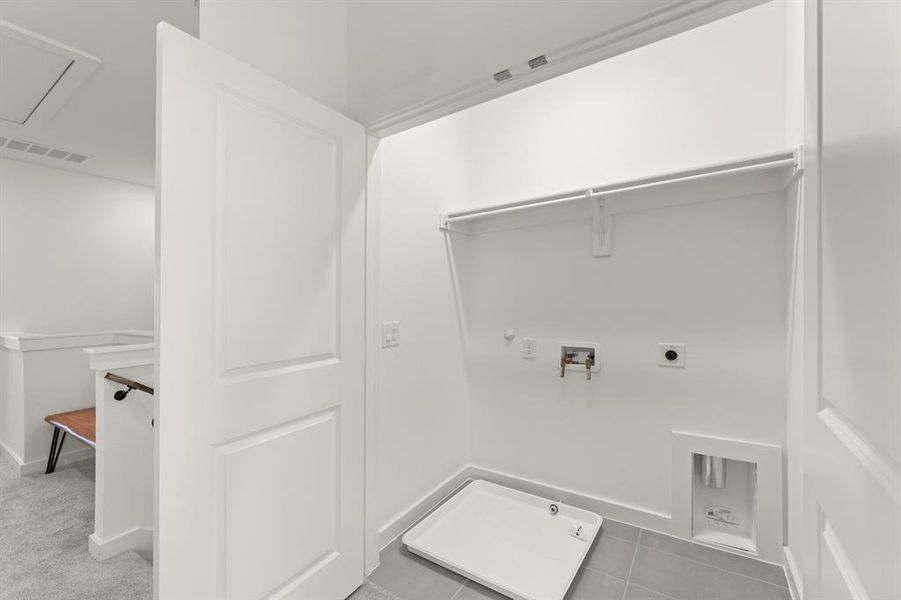 20_20. 2017 Aldrich 2263-Laurel- Utility