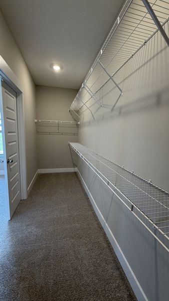 Spacious, unfurnished interior of a new home in Veterans Cove, Murfreesboro (Image 15).