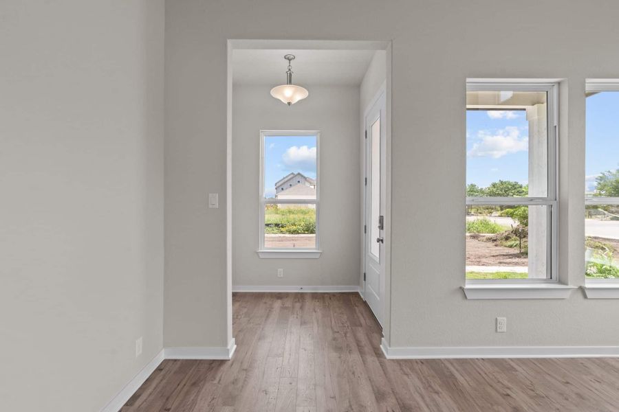 Spacious, unfurnished interior of a new home in The Crossvine, Schertz (Image 16). Spacious, unfurnished interior of a new home in The Crossvine, Schertz (Image 16).