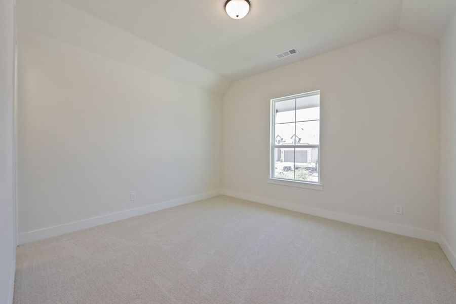9817 Oak Glade - Bedroom