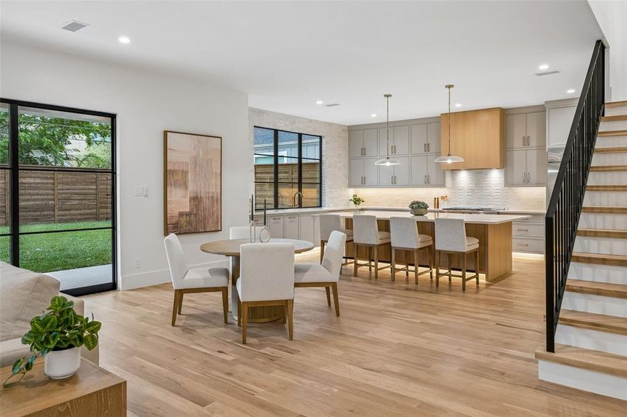 Furnished interior view inside a new home in , Dallas (Image 8).