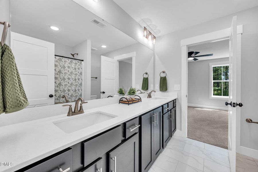 39-web-or-mls-9L1A9753 39-web-or-mls-9L1A9753