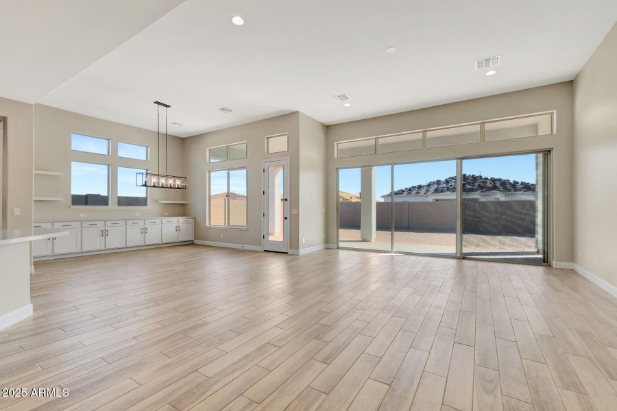 Homesite77-002 Homesite77-002