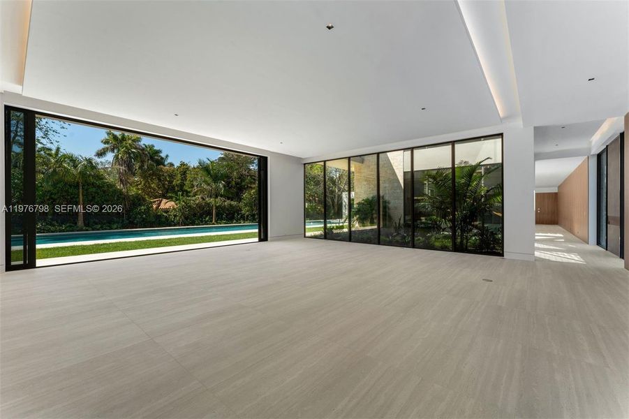 Exterior details and patio area of a home in , Miami (Image 12).