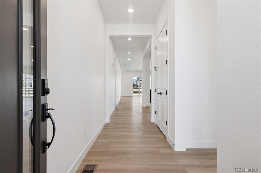 Spacious, unfurnished interior of a new home in , Littleton (Image 25).