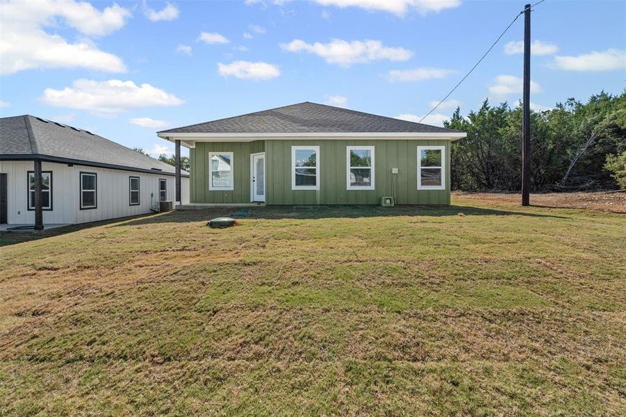 Exterior details and patio area of a home in , Granbury (Image 27). Exterior details and patio area of a home in , Granbury (Image 27).