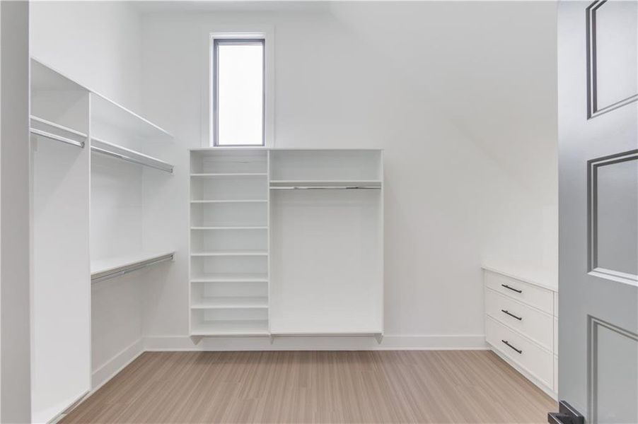 Image 44 of a home in .