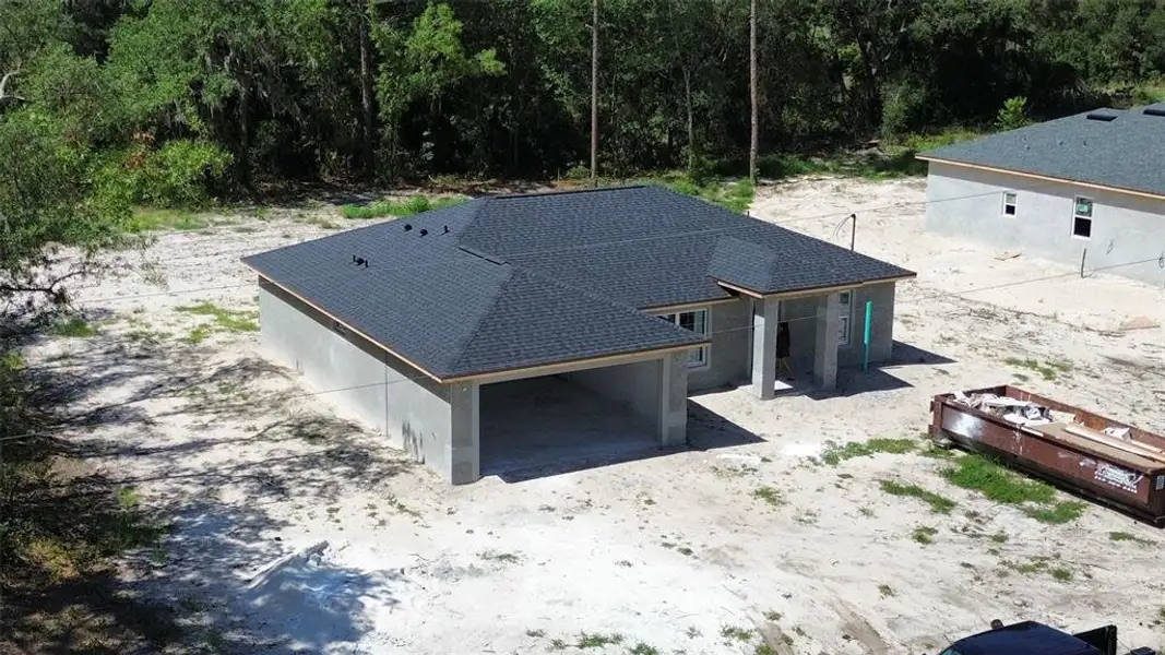 Exterior details and patio area of a home in , Ocala (Image 1). Exterior details and patio area of a home in , Ocala (Image 1).