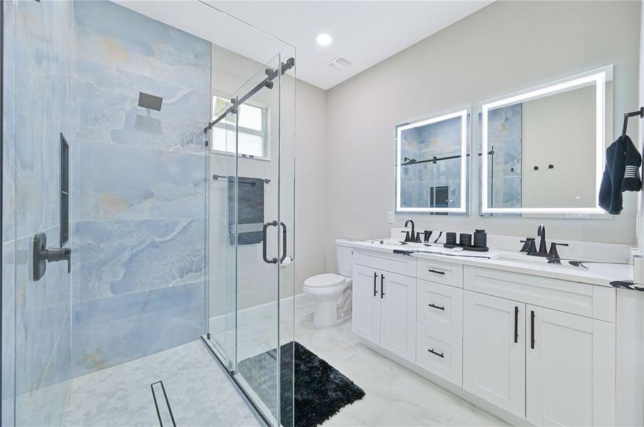 Furnished interior view inside a new home in , Cape Coral (Image 14).