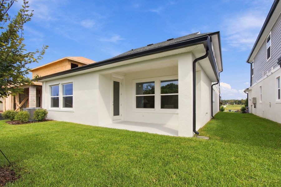 Exterior details and patio area of a home in Soleta at Starkey Ranch –  Traditional Series, Odessa (Image 3).