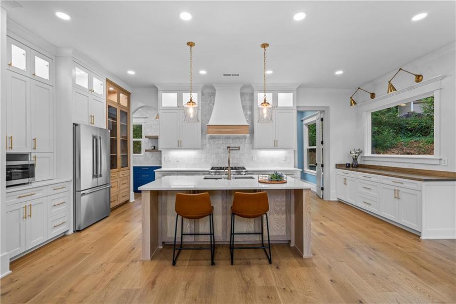 Furnished interior view inside a new home in , Lilburn (Image 54).