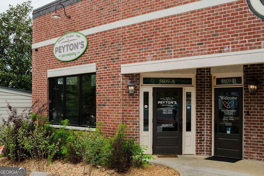 Image 68 of a home in Ponderosa Farms Manor.