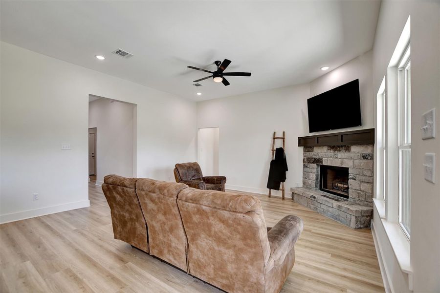 Furnished interior view inside a new home in , Iola (Image 14).