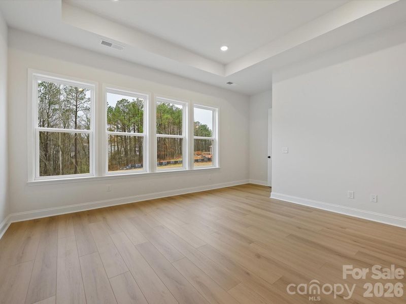 Spacious, unfurnished interior of a new home in Hardy Pond, Rock Hill (Image 30).