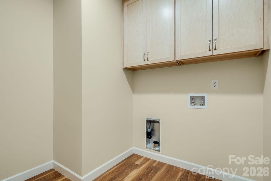 Spacious, unfurnished interior of a new home in , Forest City (Image 15).
