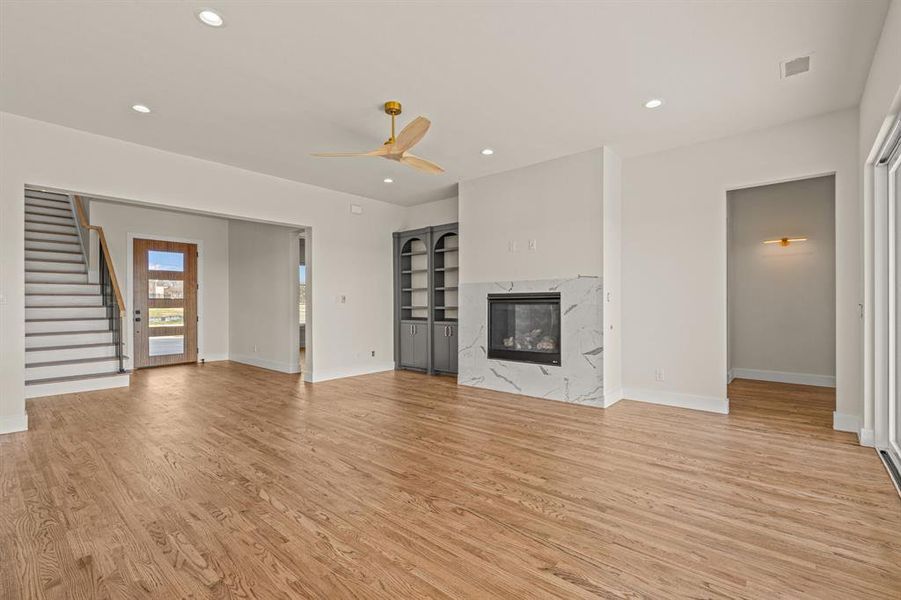 Spacious, unfurnished interior of a new home in The Grove, North Richland Hills (Image 32).