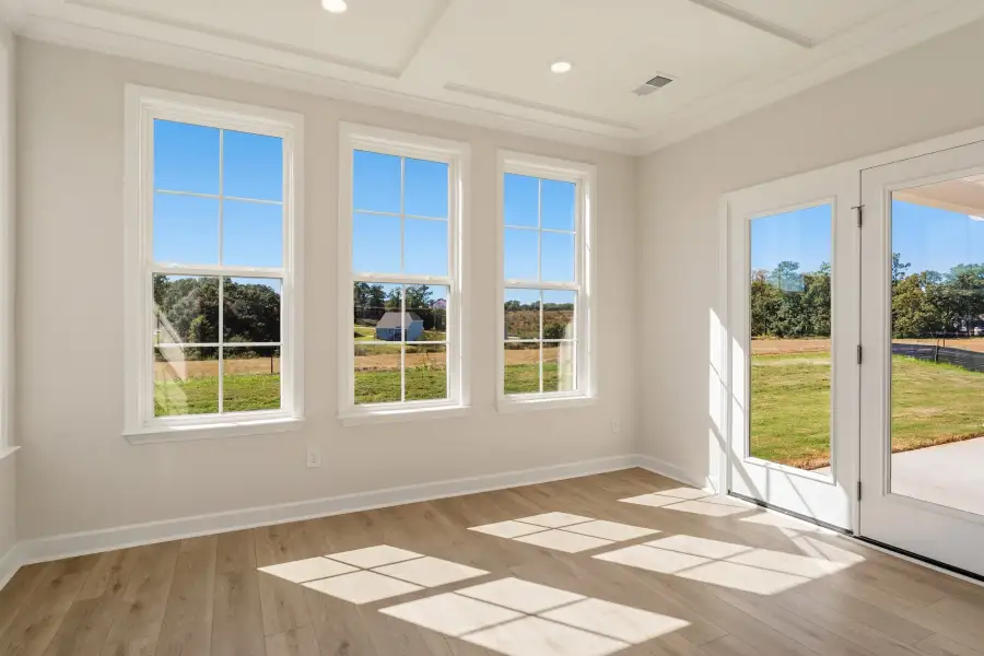 Spacious, unfurnished interior of a new home in Ridgecrest at Midway, Anderson (Image 21).