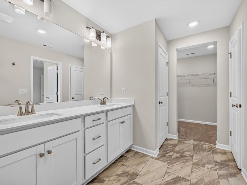 Owner's Bath Owner's Bath