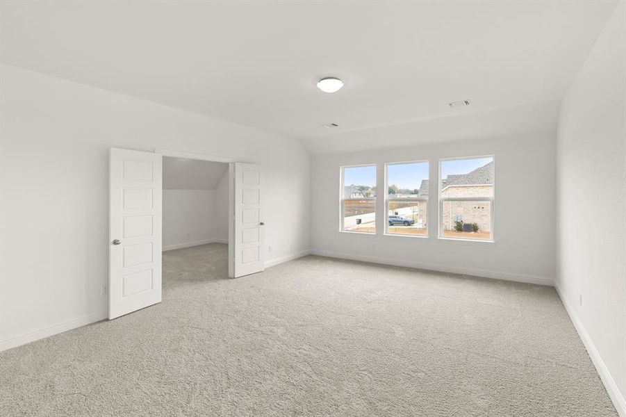 19. 403 Heritage Hill - Game