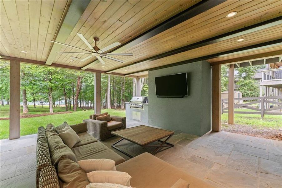 Exterior details and patio area of a home in , Dawsonville (Image 28).
