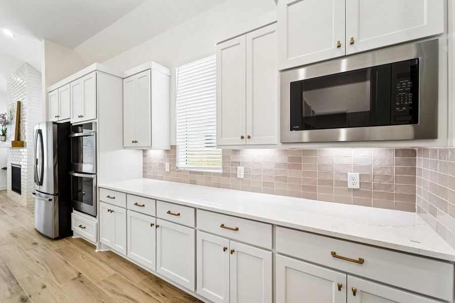 REPRESENTATIVE OF FLOOR PLAN ONLY REPRESENTATIVE OF FLOOR PLAN ONLY