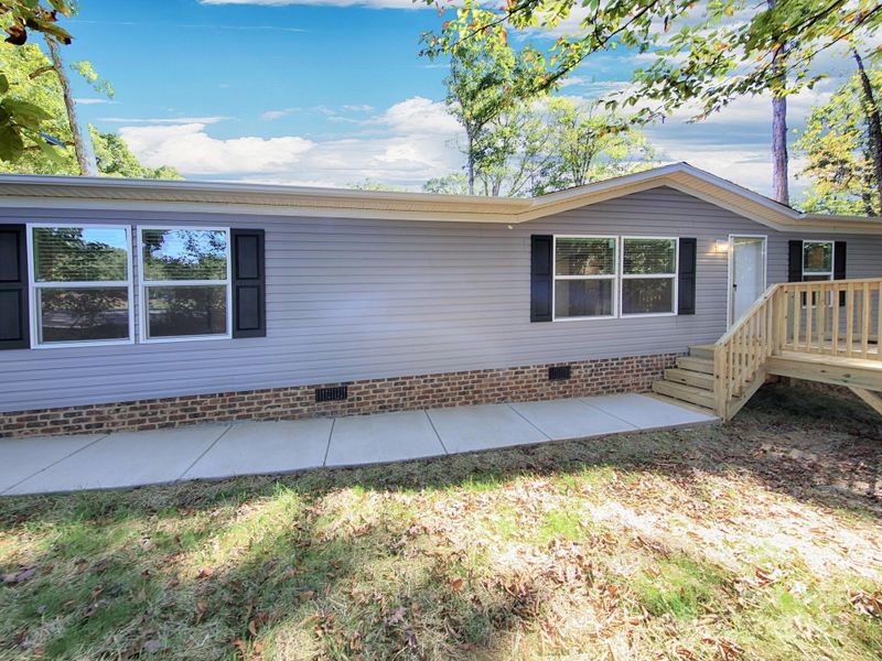 Exterior details and patio area of a home in , Catawba (Image 15).