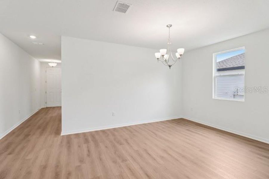 Spacious, unfurnished interior of a new home in Northlake at Ovation, Winter Garden (Image 14).