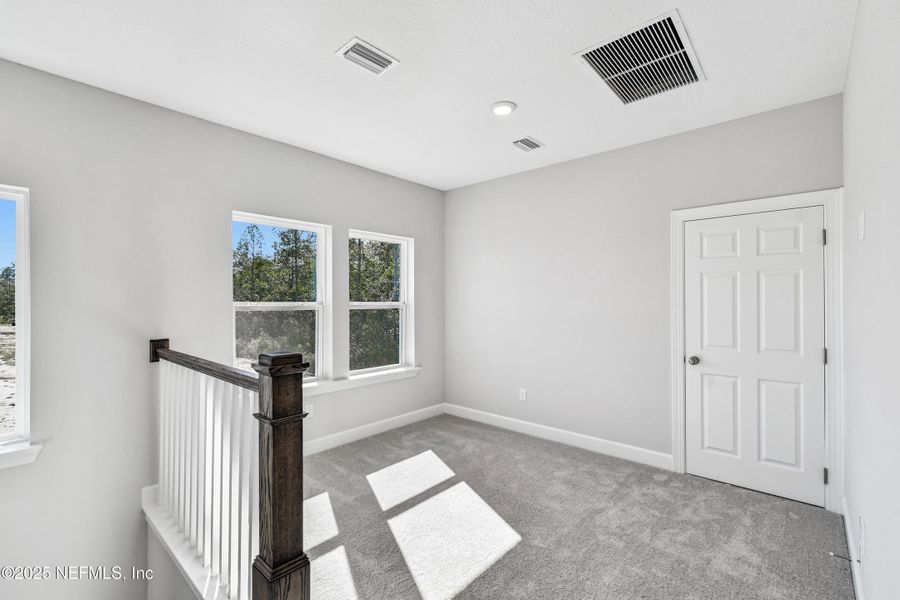 Spacious, unfurnished interior of a new home in Seabrook Village 40' Front Entry, Nocatee (Image 19).
