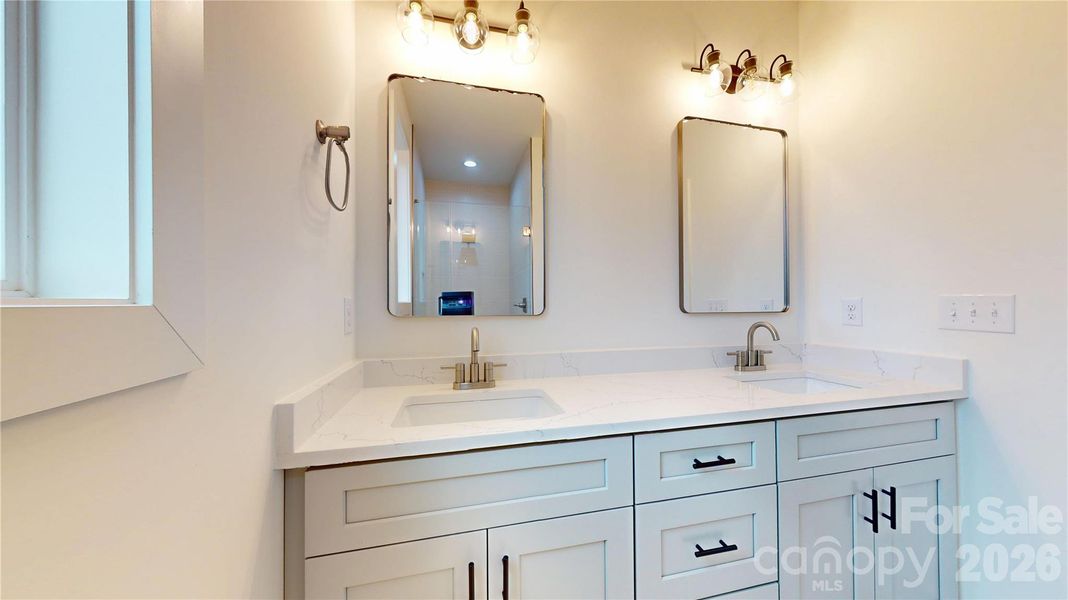 Image 32 of a home in .