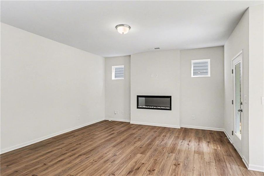 Spacious, unfurnished interior of a new home in Highland Crossing, Cartersville (Image 20).