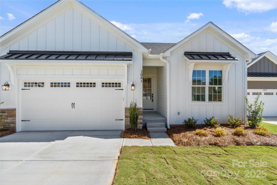 Exterior details and patio area of a home in , Fort Mill (Image 3).