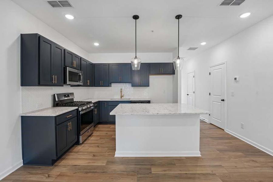 Furnished interior view inside a new home in Laurelwood, Douglasville (Image 10).