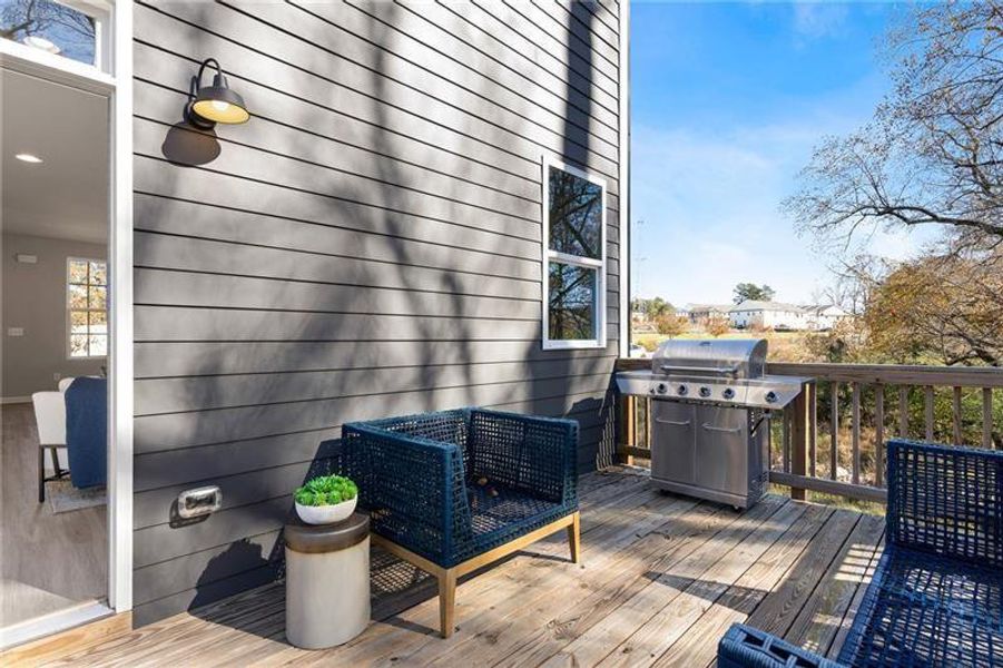 Exterior details and patio area of a home in Harmony, Auburn (Image 25).