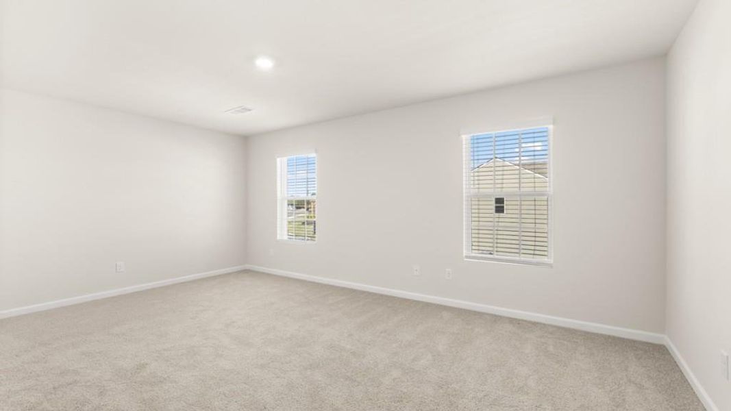 Spacious, unfurnished interior of a new home in Pointe Park, Union City (Image 9).