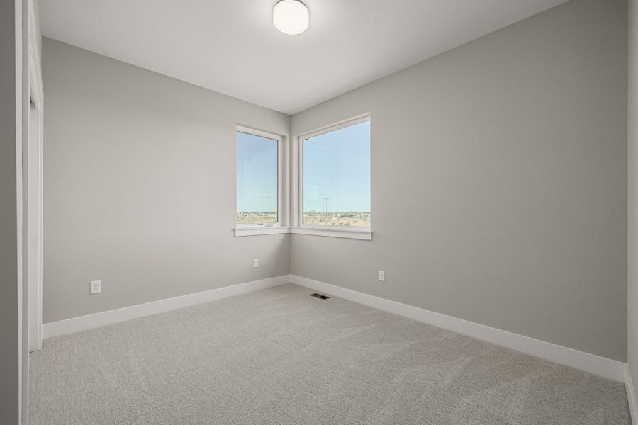 Spacious, unfurnished interior of a new home in West Grange, Longmont (Image 35).