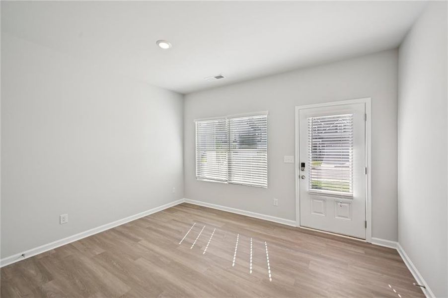 Spacious, unfurnished interior of a new home in Neely Farm, Covington (Image 19).
