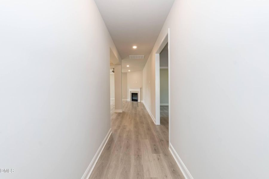 Spacious, unfurnished interior of a new home in Southern Estates, Sanford (Image 13).