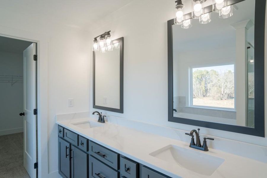 Image 36 of a home in .