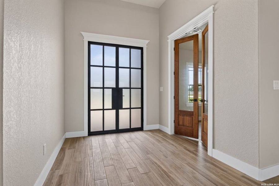 Spacious, unfurnished interior of a new home in , Bandera (Image 37). Spacious, unfurnished interior of a new home in , Bandera (Image 37).