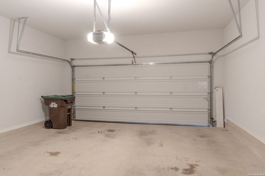 Spacious, unfurnished interior of a new home in The Meadows at Hunters Ranch, San Antonio (Image 32). Spacious, unfurnished interior of a new home in The Meadows at Hunters Ranch, San Antonio (Image 32).
