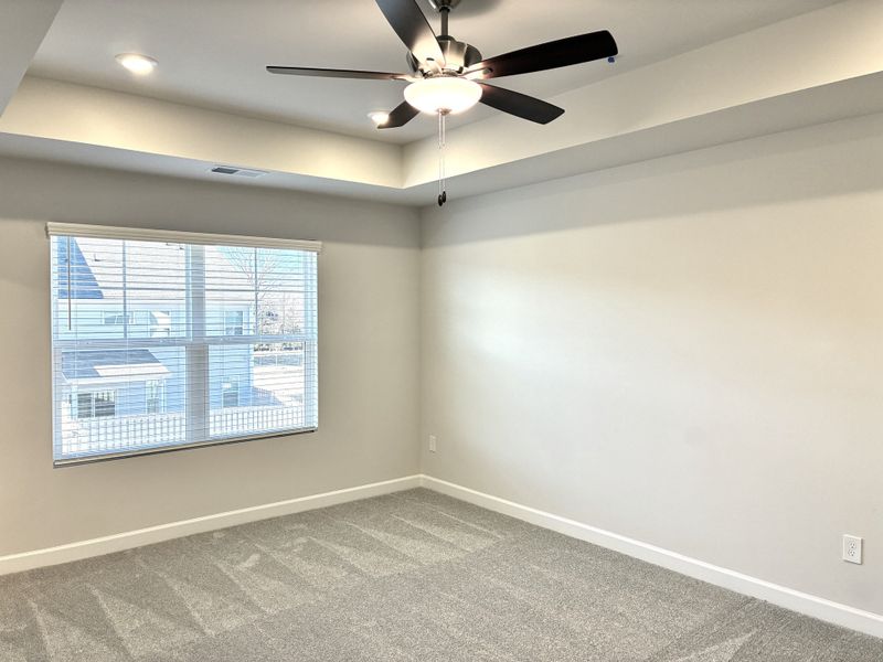 Spacious, unfurnished interior of a new home in Miller Park, Greenville (Image 18).