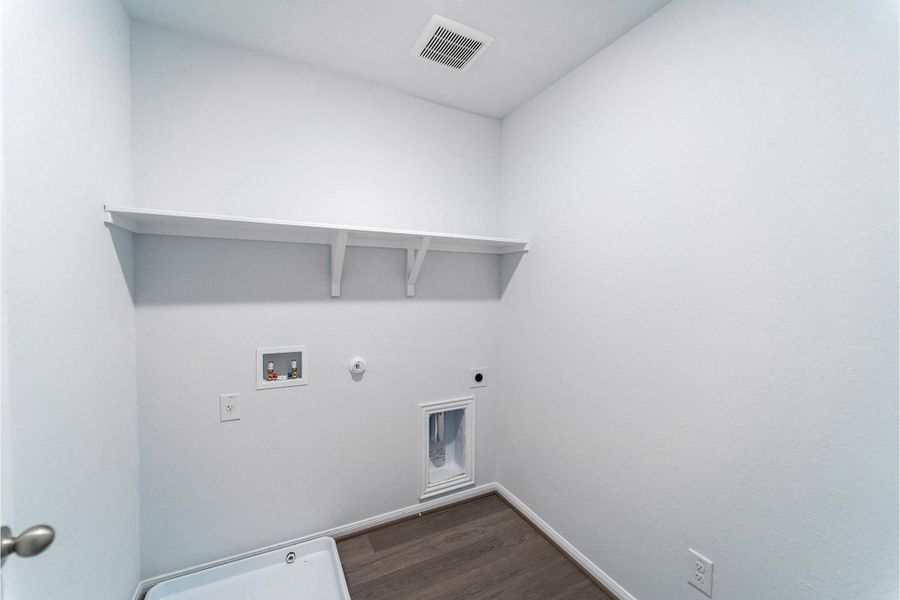 Spacious, unfurnished interior of a new home in Cool Water, Jarrell (Image 18). Spacious, unfurnished interior of a new home in Cool Water, Jarrell (Image 18).